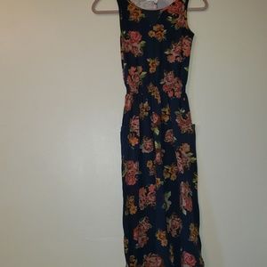 MJ To The Maxi Dress